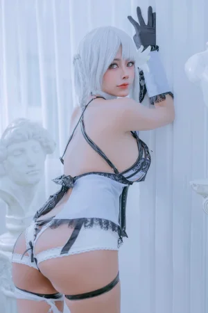 Byoru《Kainé（NieR）》写真图集 44P+10V｜在线预览与图包下载