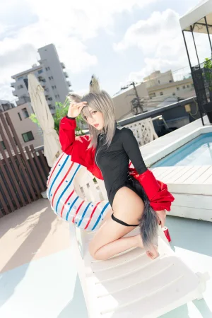 切切celia《明日方舟 红》写真图集 28P+1V｜在线预览与图包下载