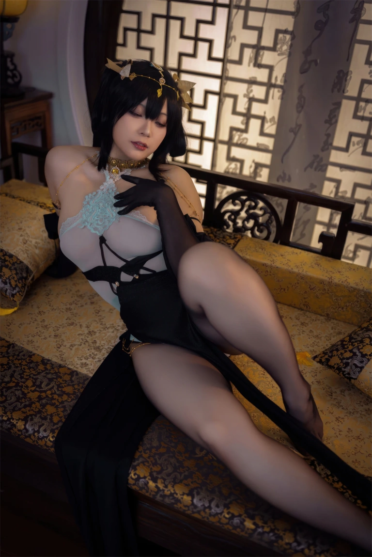 珟_珏Dita《碧蓝航线 镇海旗袍》写真图集 58P+2V｜在线预览与图包下载