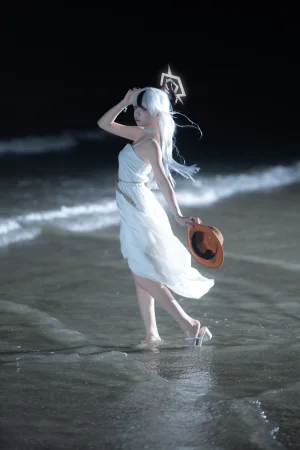 纸悦Etsu_ko《加代子白裙》写真图集 20P｜在线预览与图包下载