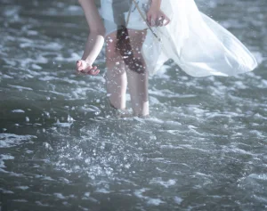 纸悦Etsu_ko《加代子白裙》写真图集 20P｜在线预览与图包下载