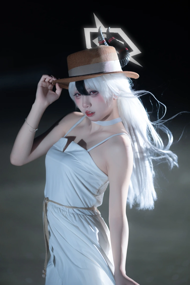 纸悦Etsu_ko《加代子白裙》写真图集 20P｜在线预览与图包下载