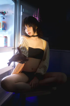 纸悦Etsu_ko《美咲泳装》写真图集 28P｜在线预览与图包下载