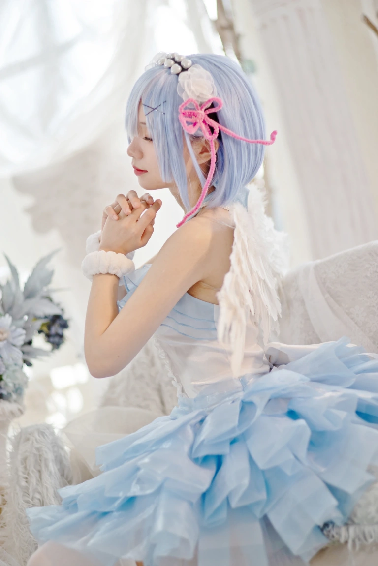花柒Hana《蕾姆大天使》写真图集 19P｜在线预览与图包下载