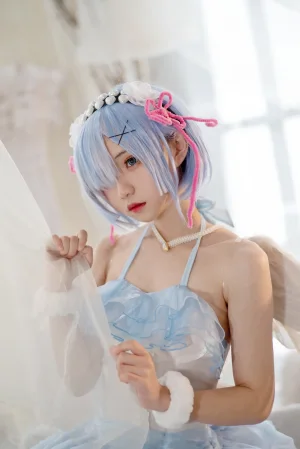 花柒Hana《蕾姆大天使》写真图集 19P｜在线预览与图包下载