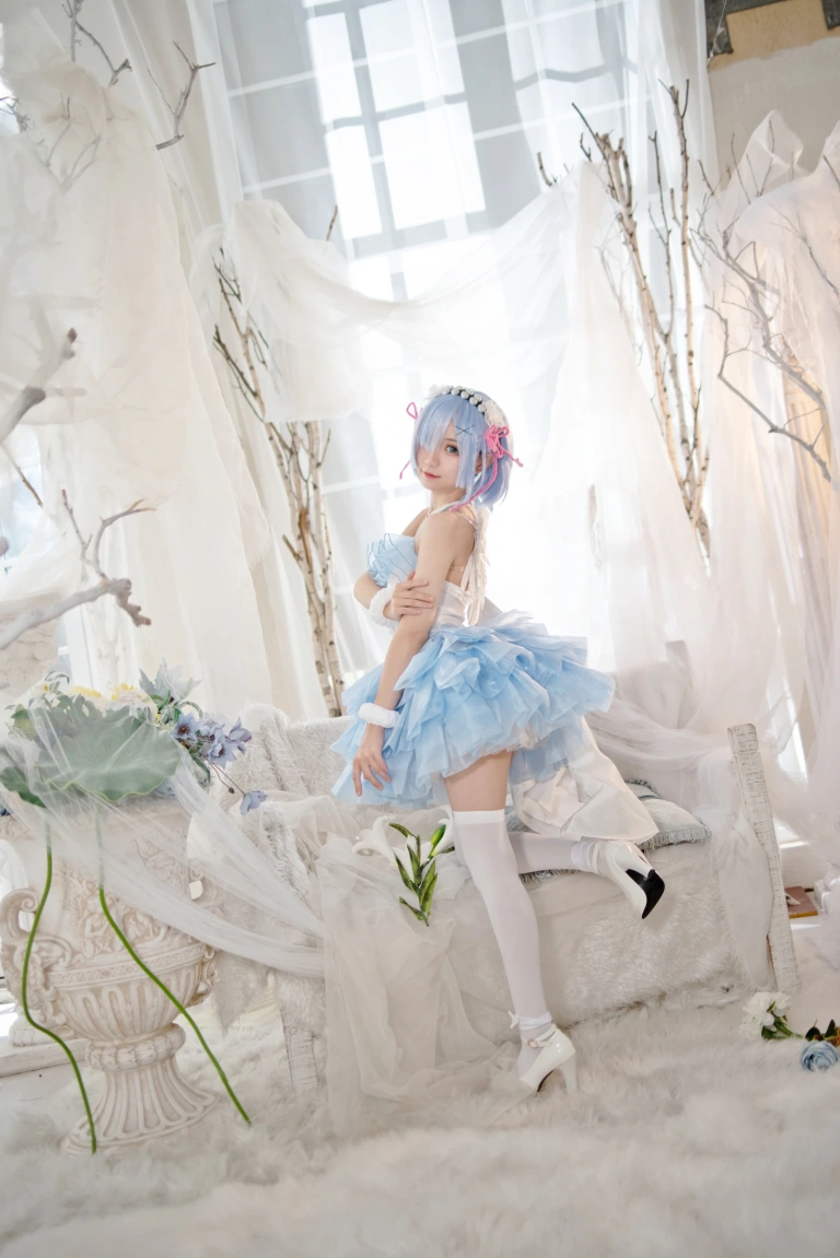 花柒Hana《蕾姆大天使》写真图集 19P｜在线预览与图包下载