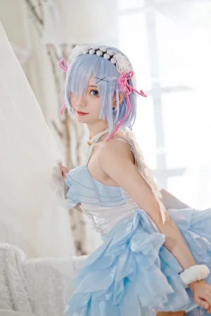 花柒Hana《蕾姆大天使》写真图集 19P｜在线预览与图包下载