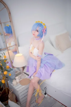 花柒Hana《蕾姆CLEAR DRESS》写真图集 15P｜在线预览与图包下载