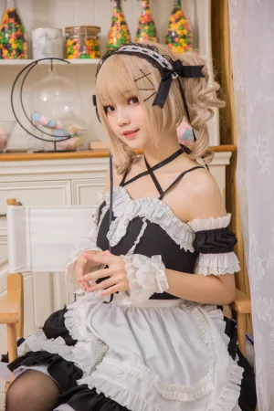 花柒Hana《女仆》写真图集 9P｜在线预览与图包下载