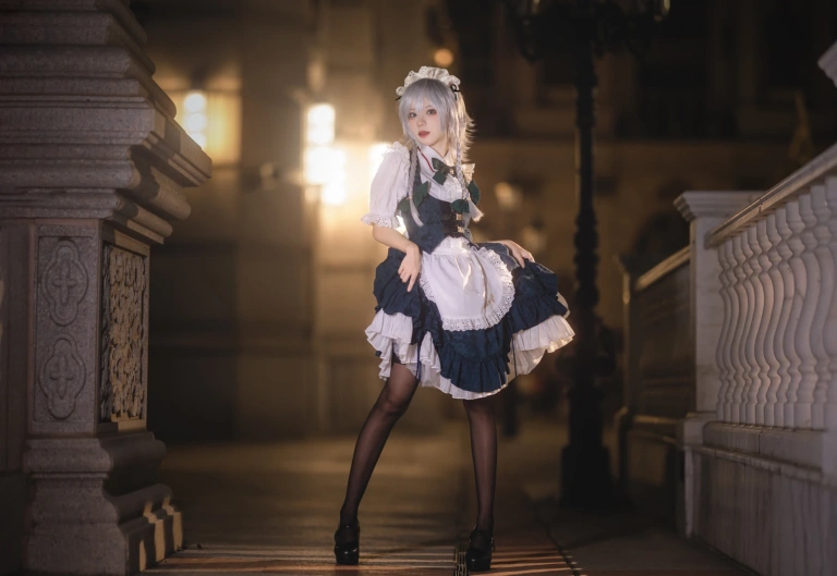 花柒Hana《星雨咲夜女仆》写真图集 9P｜在线预览与图包下载