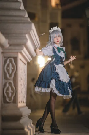 花柒Hana《星雨咲夜女仆》写真图集 9P｜在线预览与图包下载