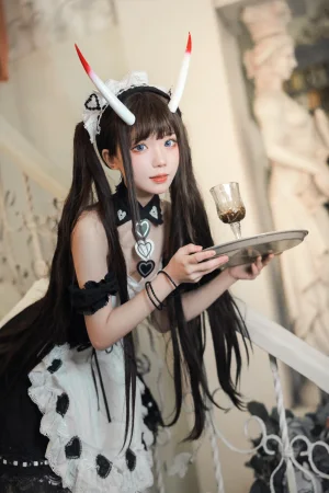 花柒Hana《能代女仆》写真图集 21P｜在线预览与图包下载