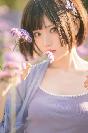 花柒Hana《马鞭草》写真图集 15P｜在线预览与图包下载