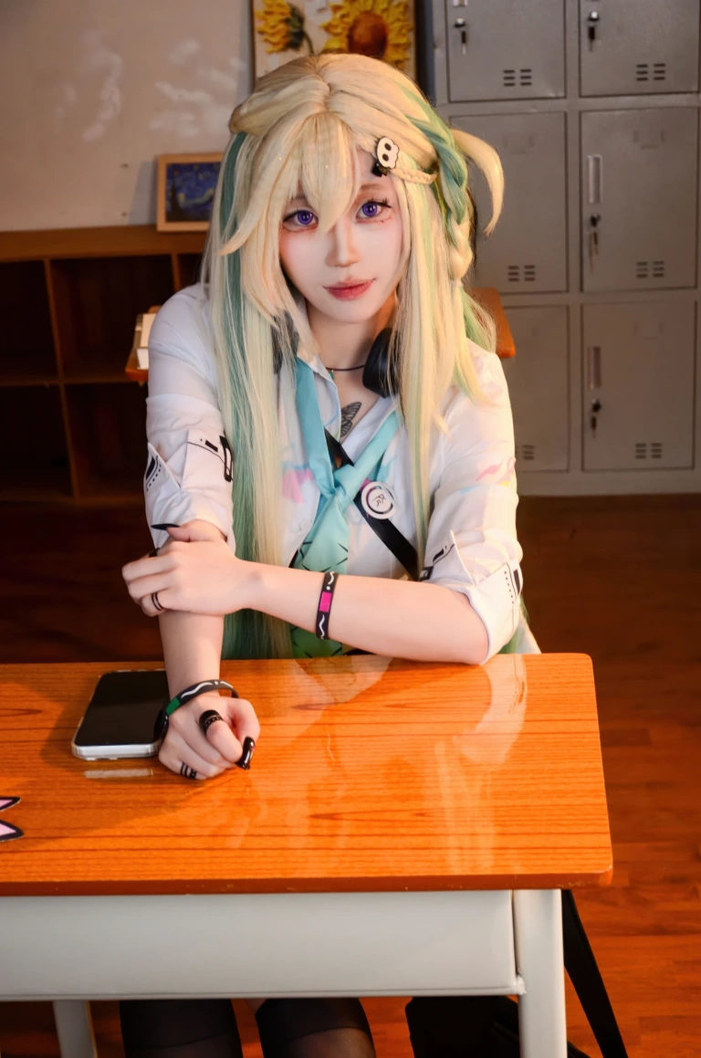 叉烧hibiki《鸣潮 琳奈》写真图集 137P+7V｜在线预览与图包下载
