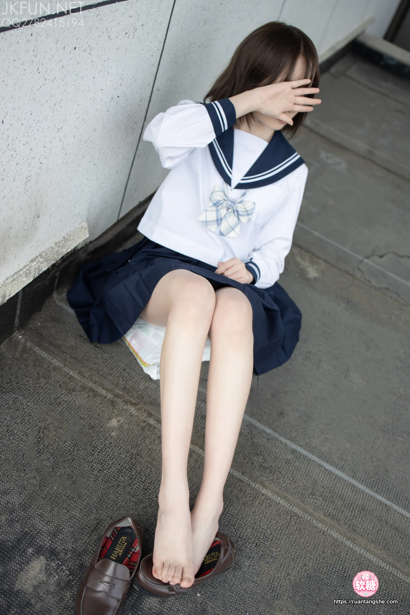 森萝财团 JKFUN-002 《踩蛋糕》 Aika