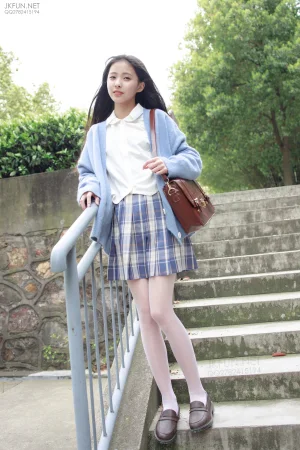 森萝财团《JKFUN-003 甜米》写真图集 150P+1V｜在线预览与图包下载