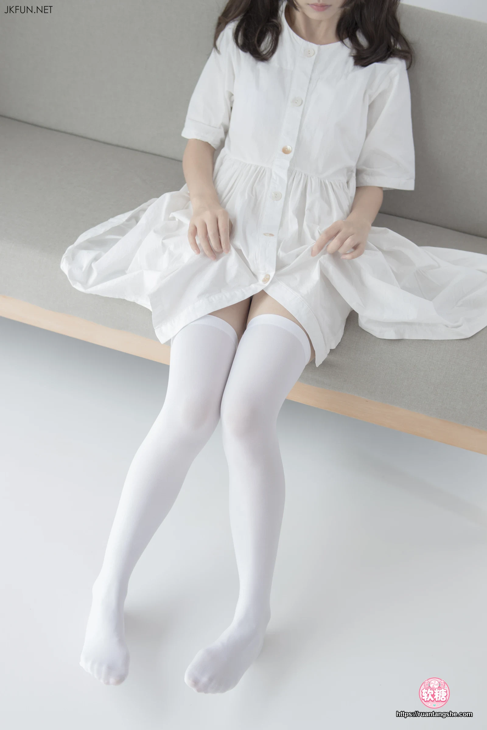 森萝财团 JKFUN-014 80D过膝袜 默陌