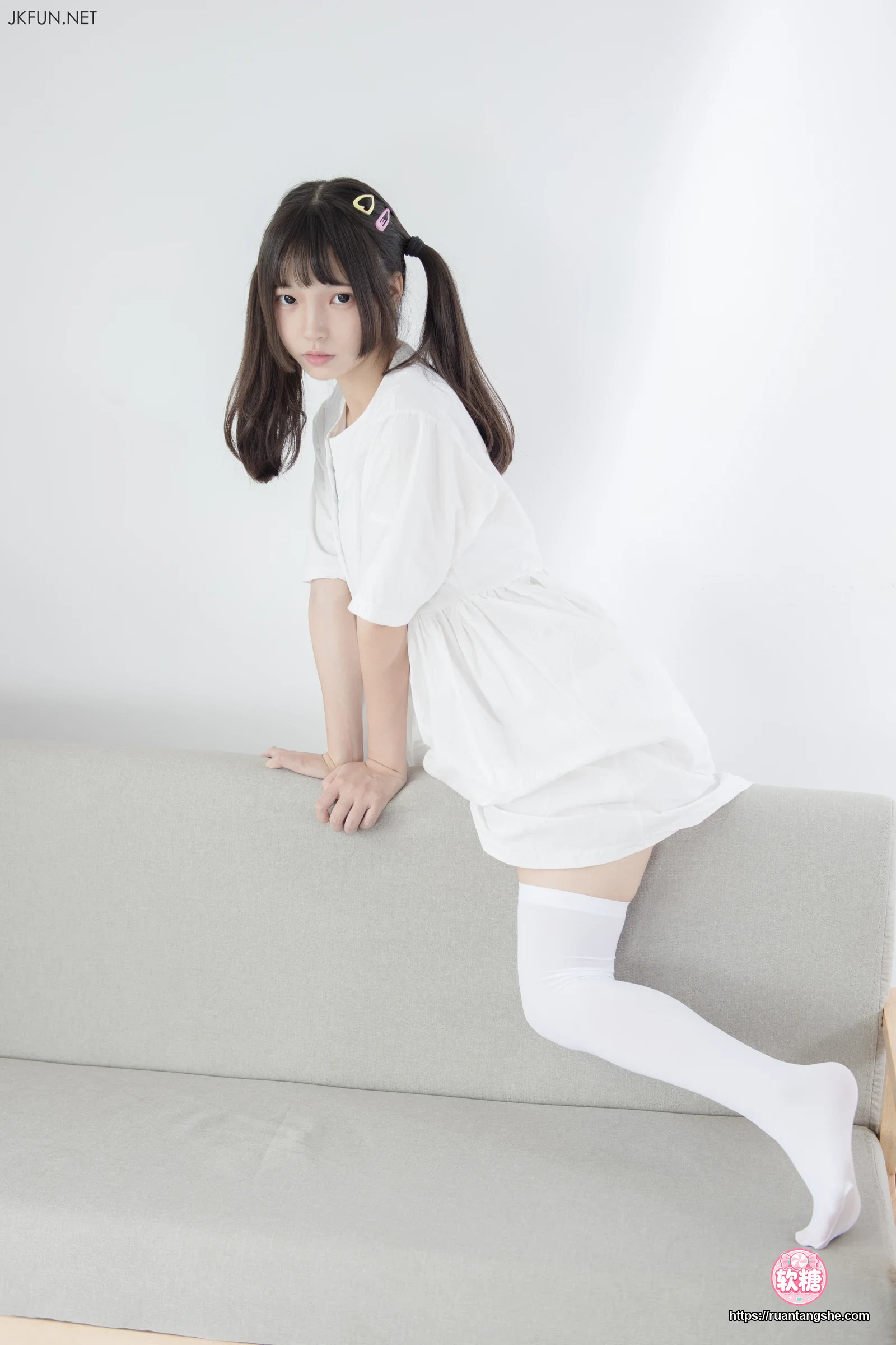 森萝财团 JKFUN-014 80D过膝袜 默陌