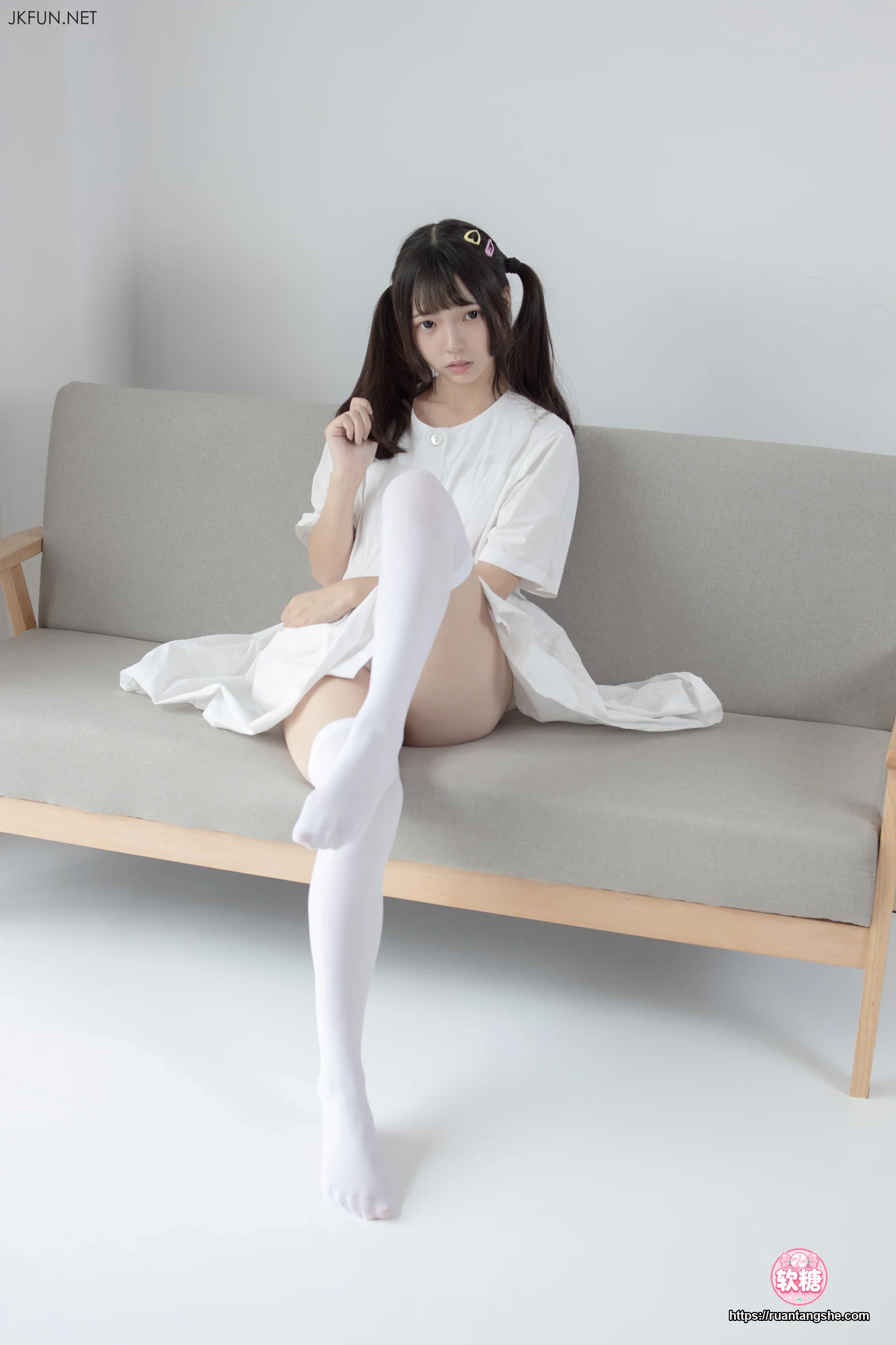森萝财团 JKFUN-014 80D过膝袜 默陌