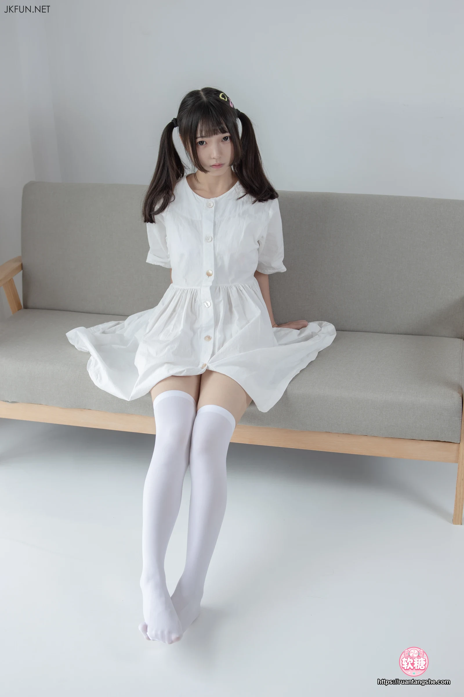 森萝财团 JKFUN-014 80D过膝袜 默陌