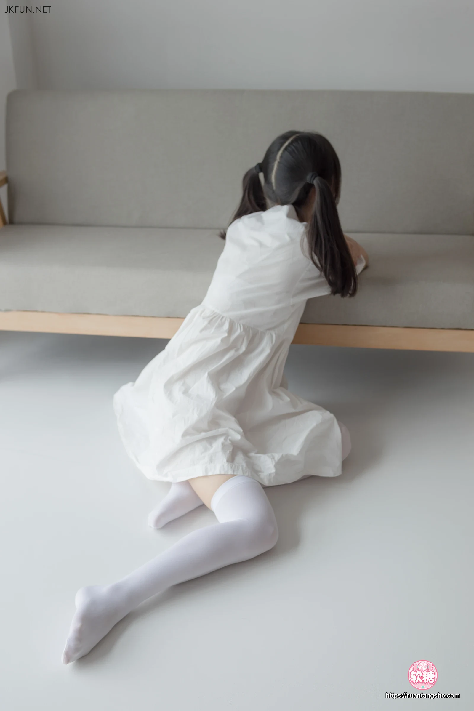 森萝财团 JKFUN-014 80D过膝袜 默陌