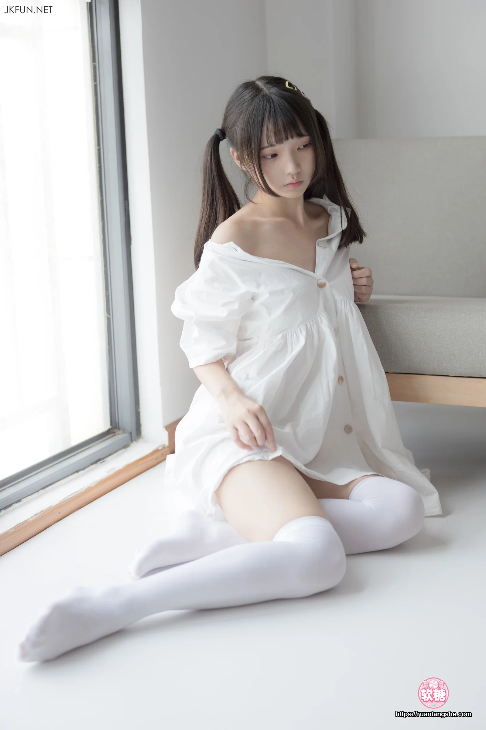 森萝财团 JKFUN-014 80D过膝袜 默陌