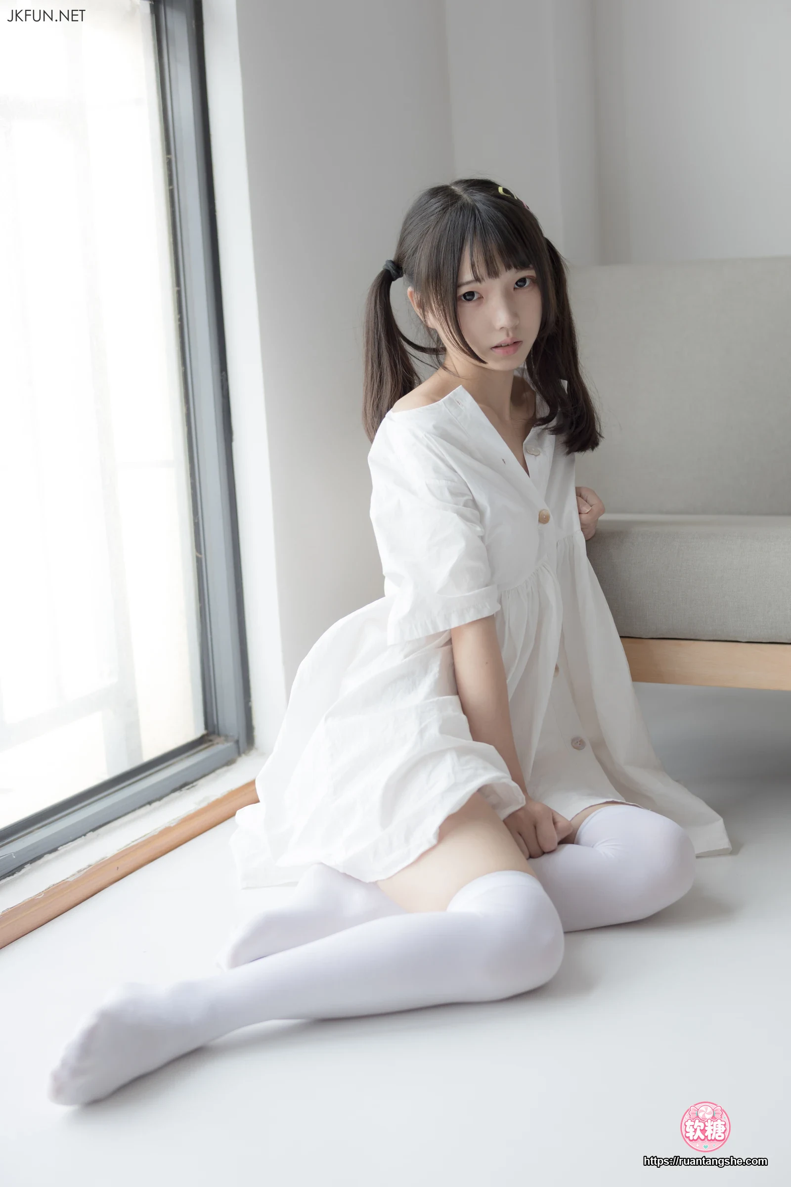 森萝财团 JKFUN-014 80D过膝袜 默陌