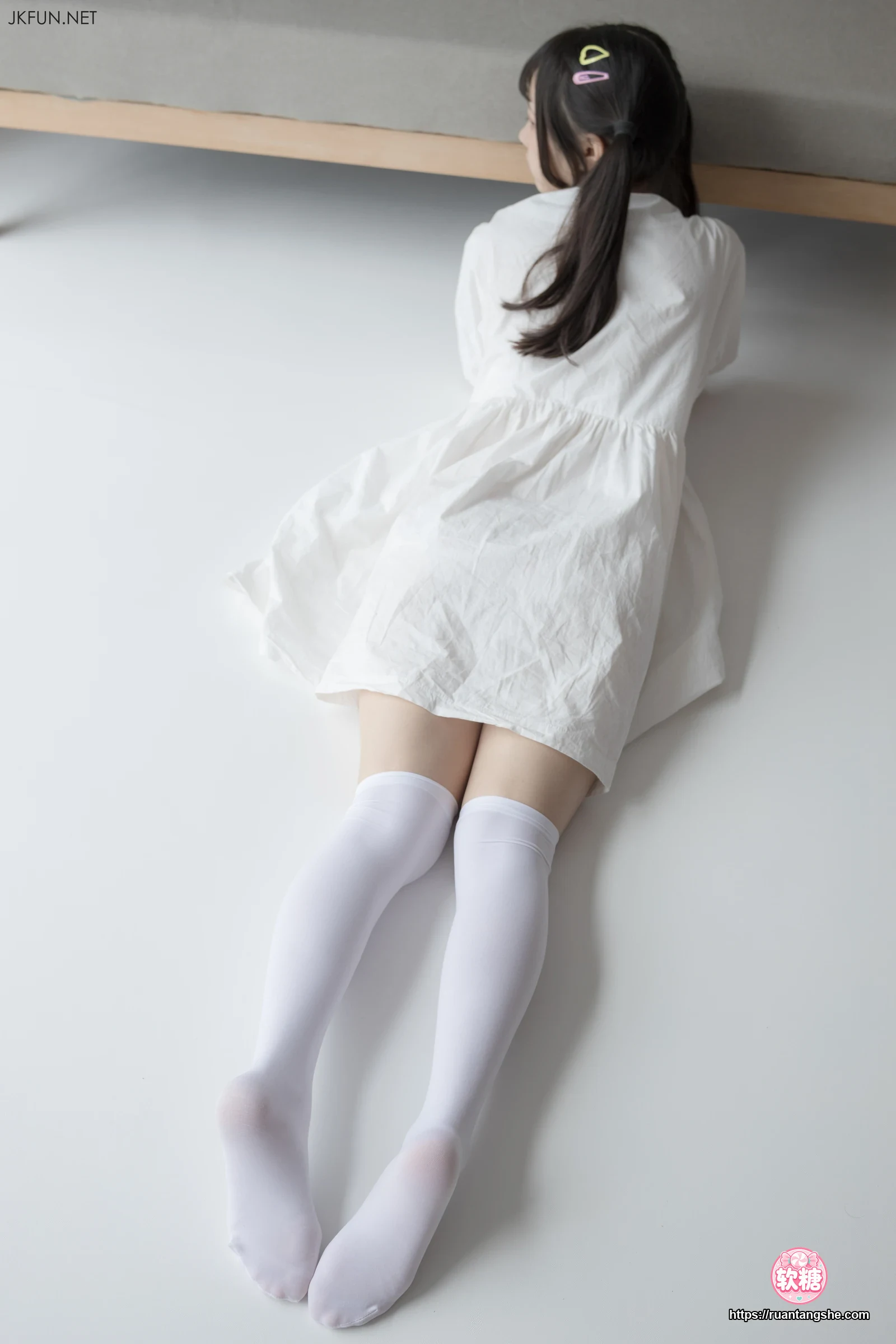 森萝财团 JKFUN-014 80D过膝袜 默陌