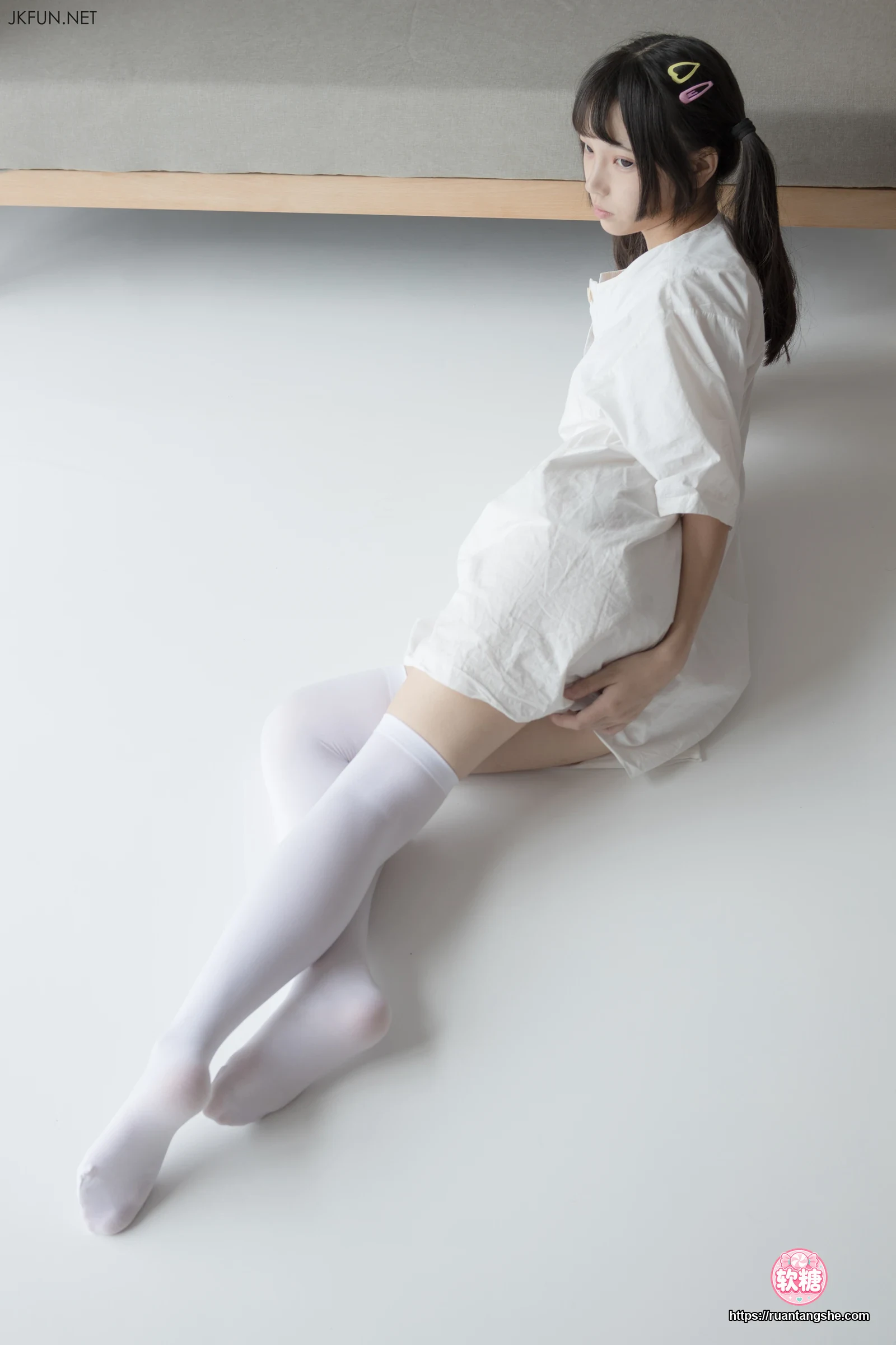 森萝财团 JKFUN-014 80D过膝袜 默陌