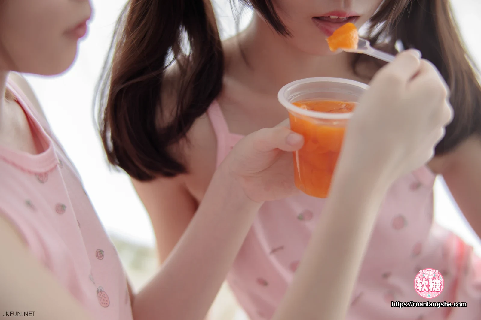 森萝财团 JKFUN-015 过膝袜+裤袜 默陌+AIKA