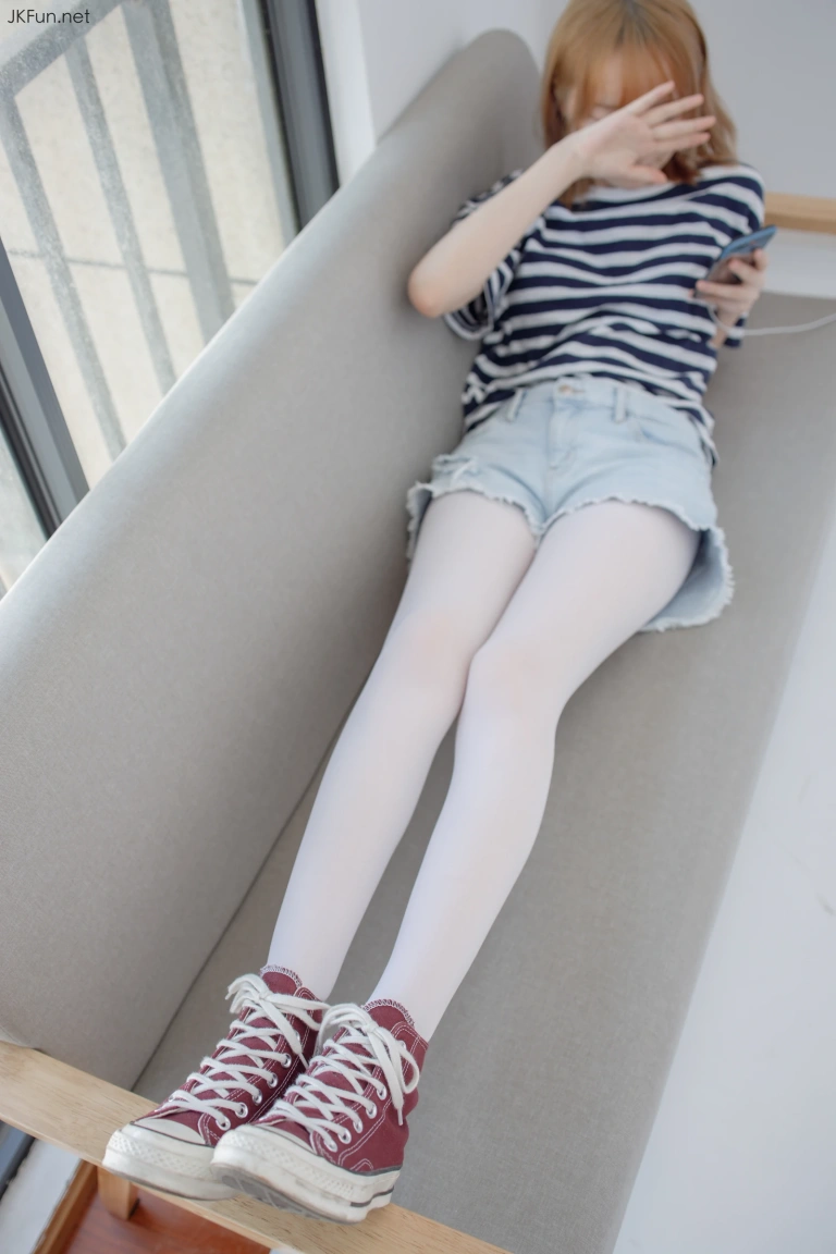 森萝财团《JKFUN-020 80D白丝 Aika》写真图集 98P+1V｜在线预览与图包下载