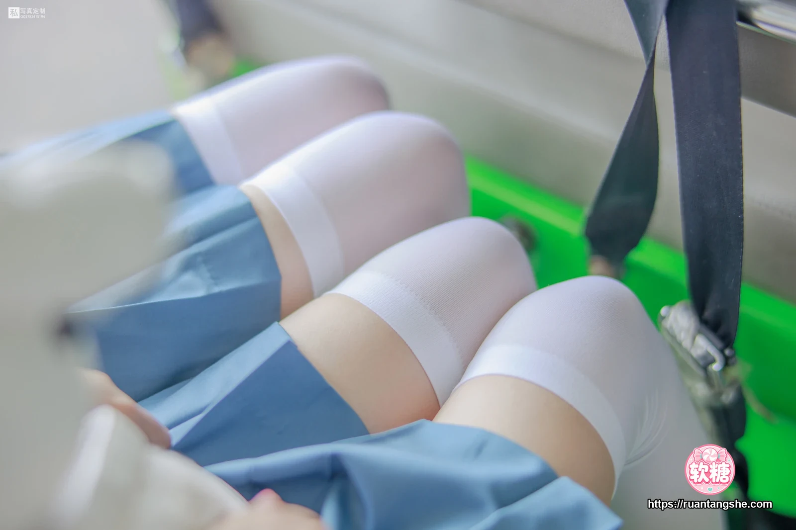 森萝财团 JKFUN-025 《两女一ZOO》 80D白丝过膝袜 默陌&Aika