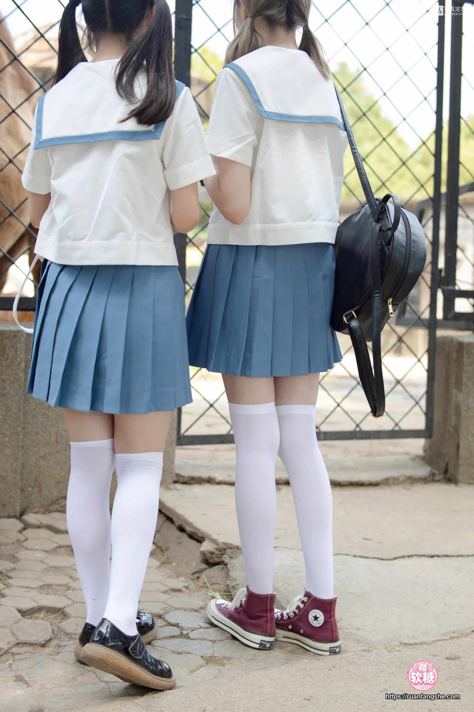森萝财团 JKFUN-025 《两女一ZOO》 80D白丝过膝袜 默陌&Aika