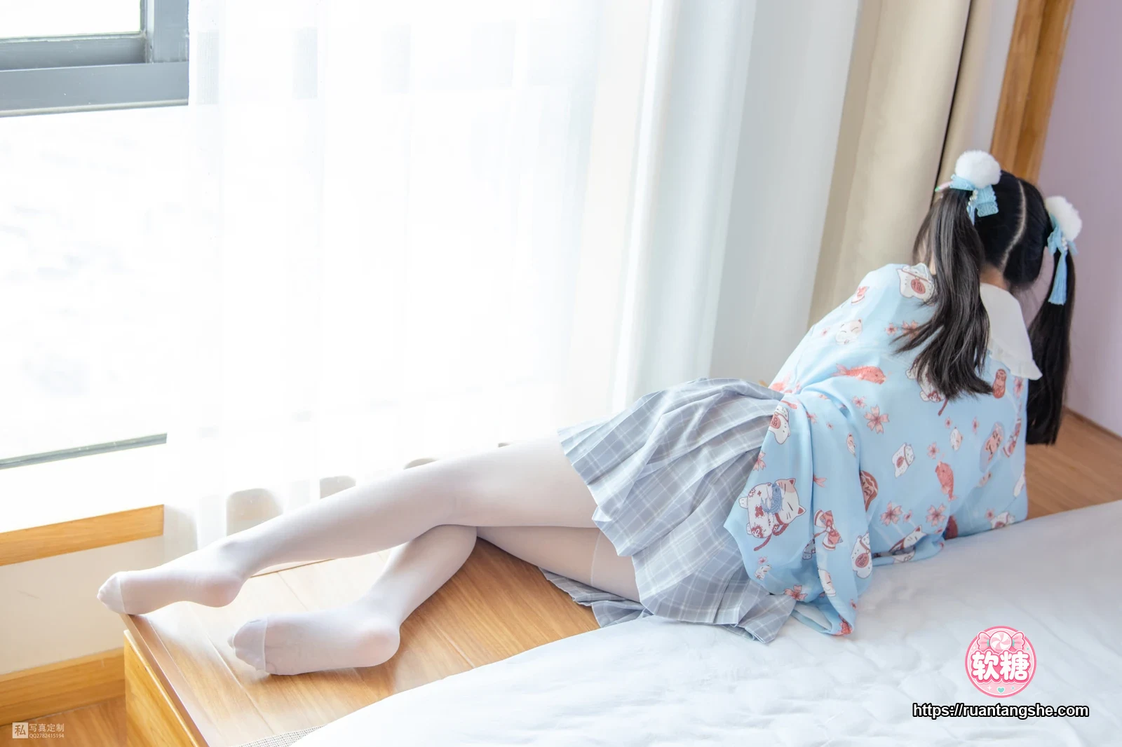 森萝财团 JKFUN-027 《花里胡哨的民宿》 15D白丝 默陌