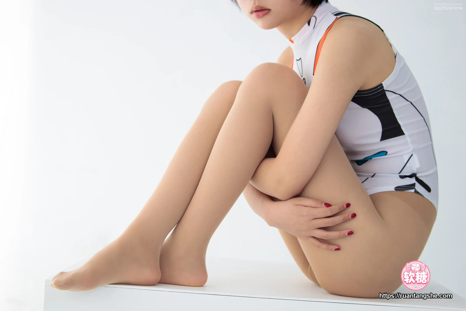森萝财团 JKFUN-037 《绫波丽战斗服泳装》30D肉丝 卉子