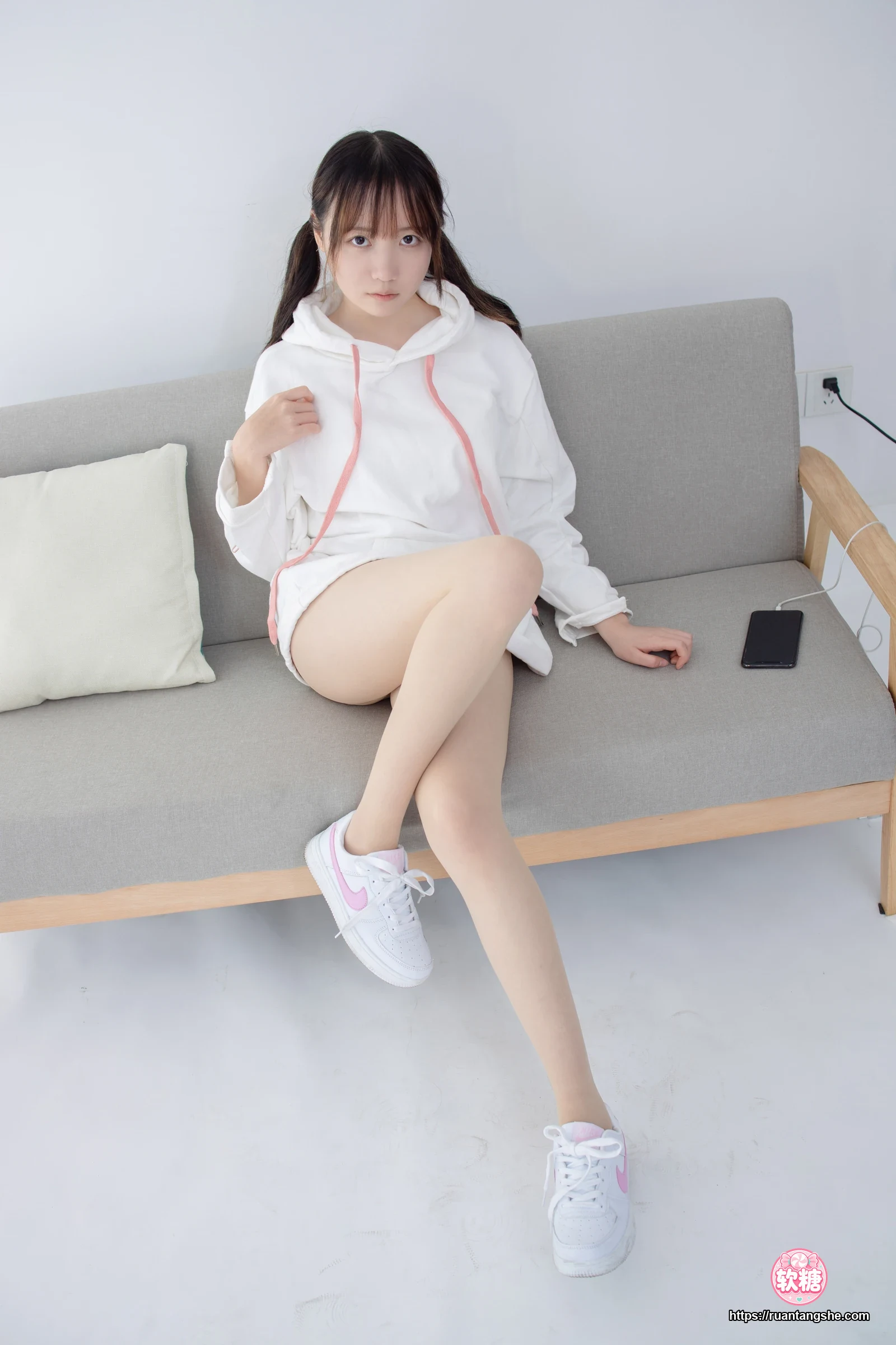 森萝财团 JKFUN-055 《百圆定制2-1》 运动鞋 13D肉丝 Aika