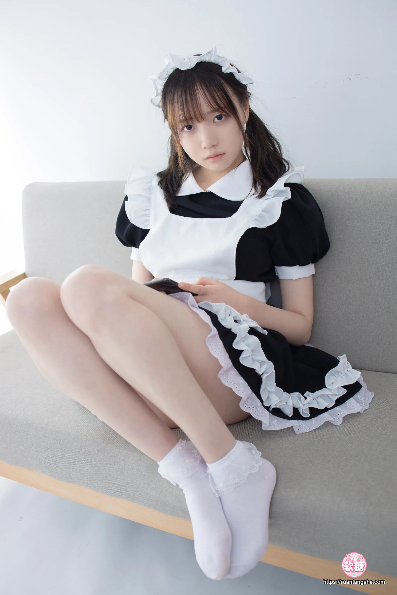 森萝财团 JKFUN-056 《百圆定制2-2》 蕾丝花边短袜女仆 Aika