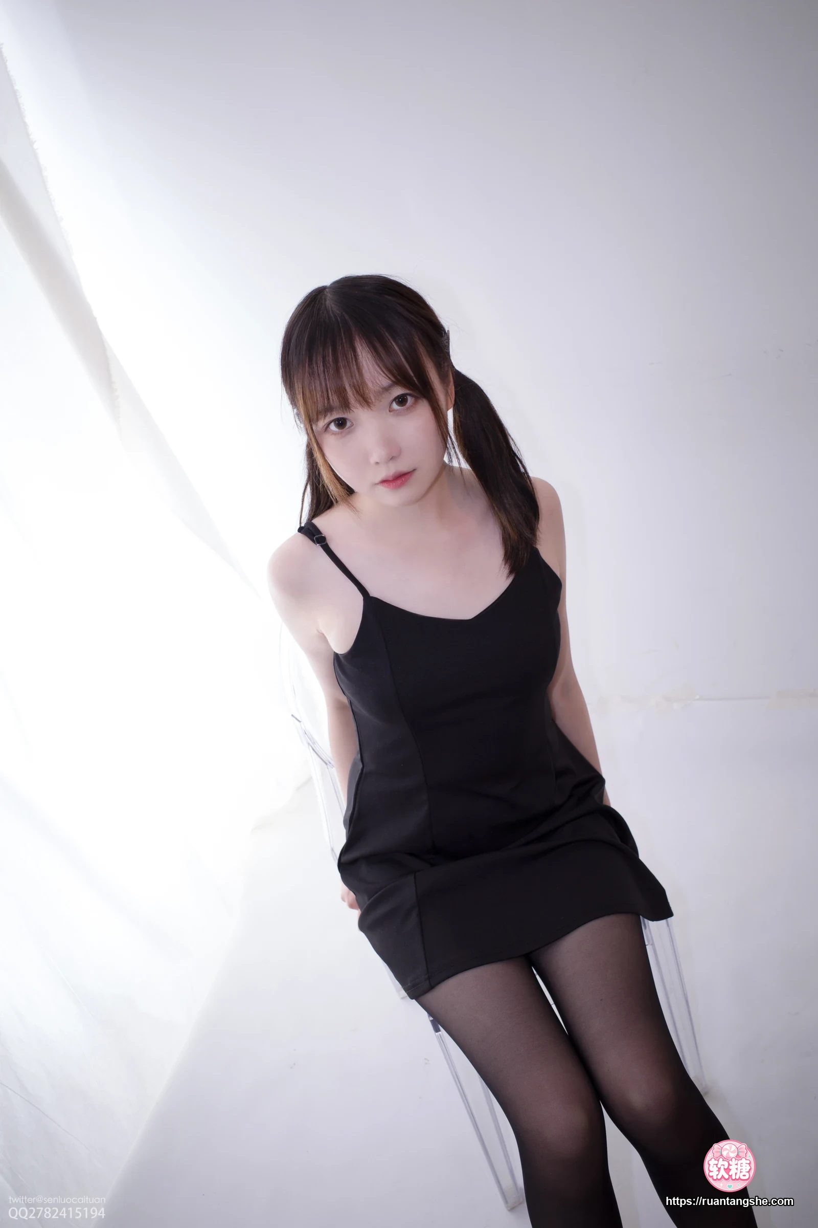 森萝财团 JKFUN-058 《黑涩现实》Aika