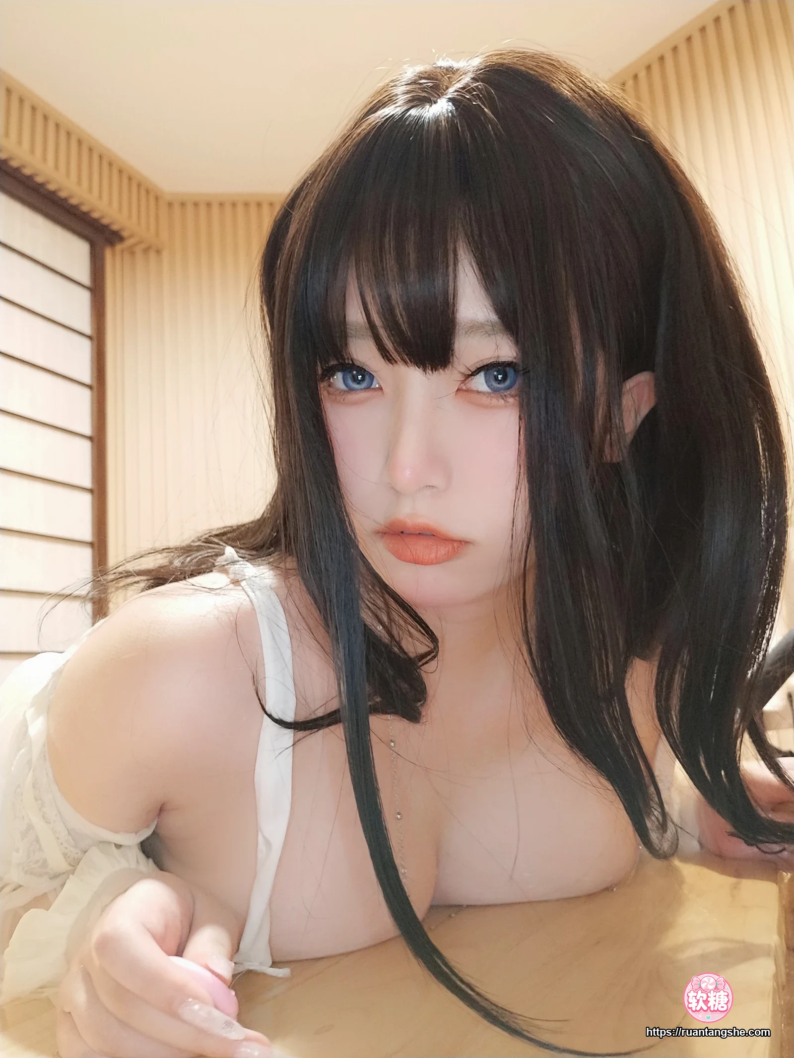 女主K 女主K NO.003 - 白い双子