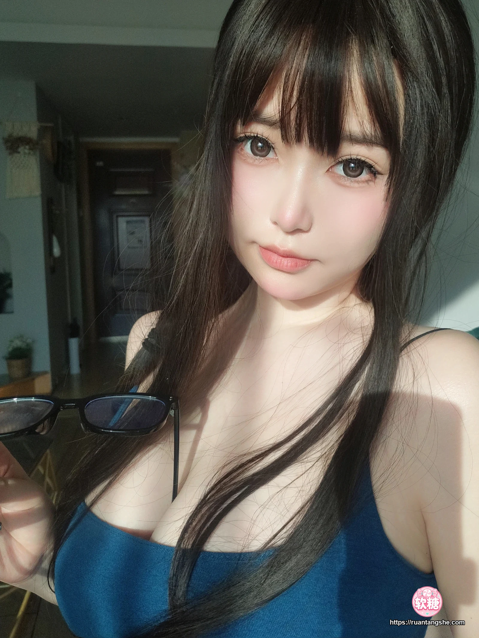 女主K 女主K NO.004 - 乘凉的姐姐