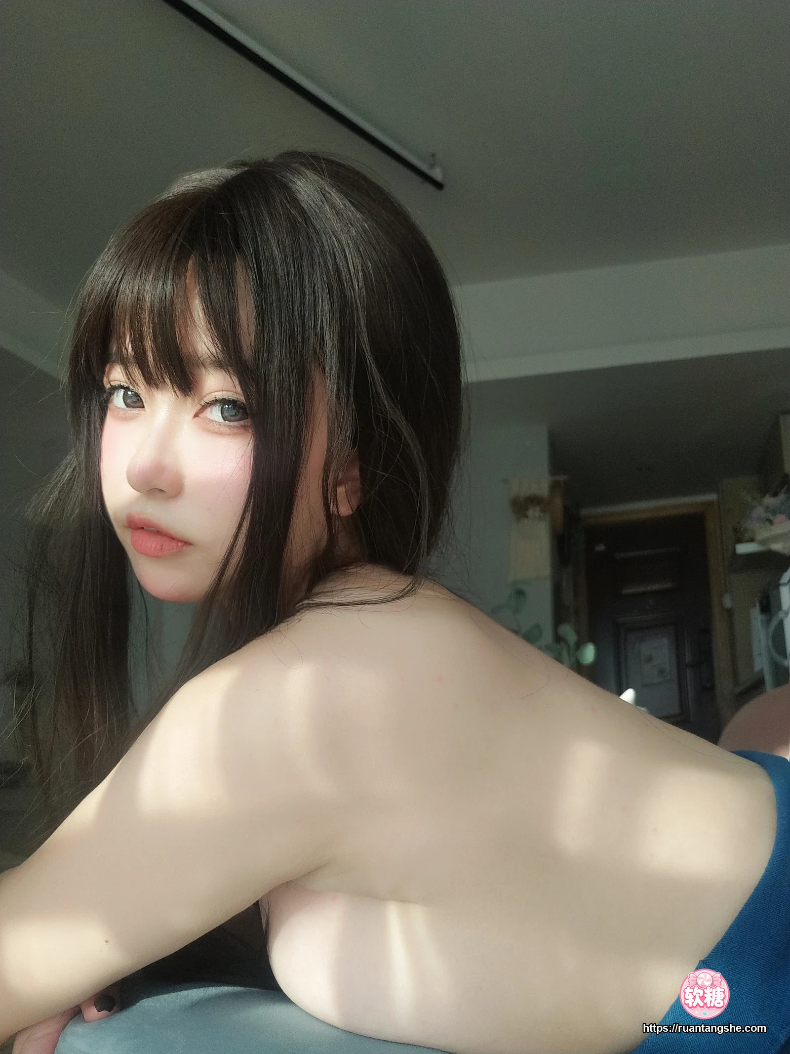 女主K 女主K NO.004 - 乘凉的姐姐