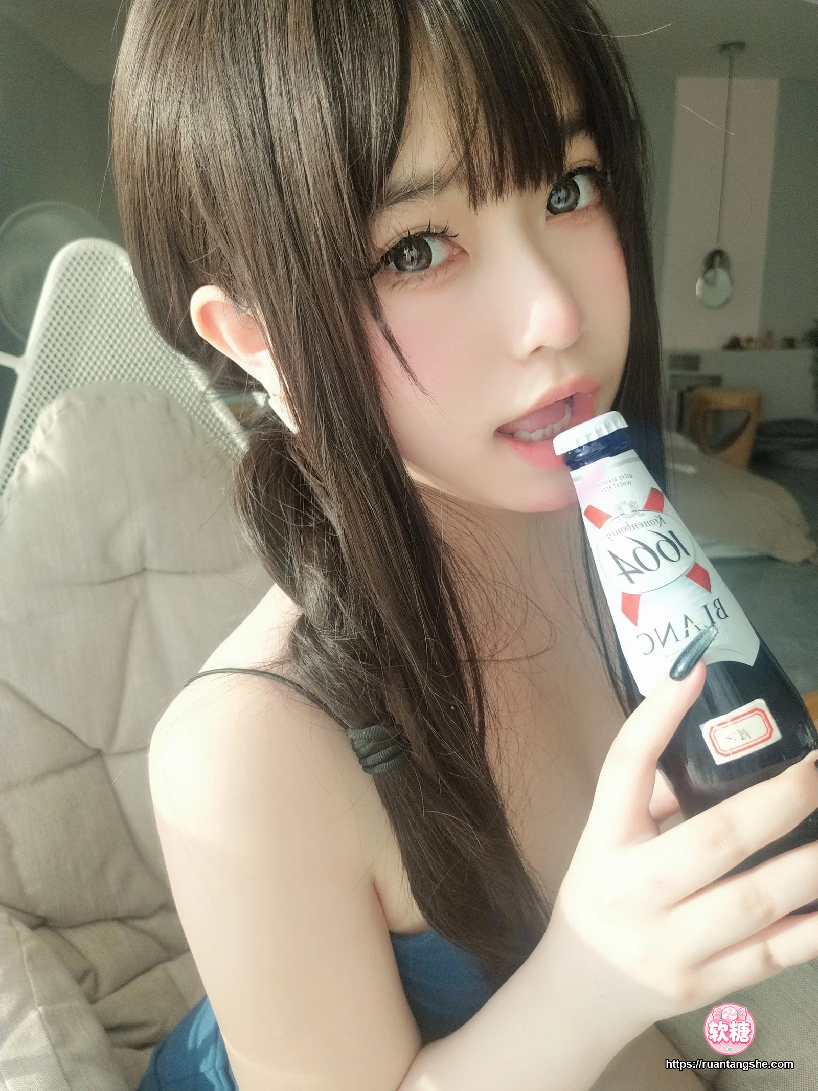 女主K 女主K NO.004 - 乘凉的姐姐