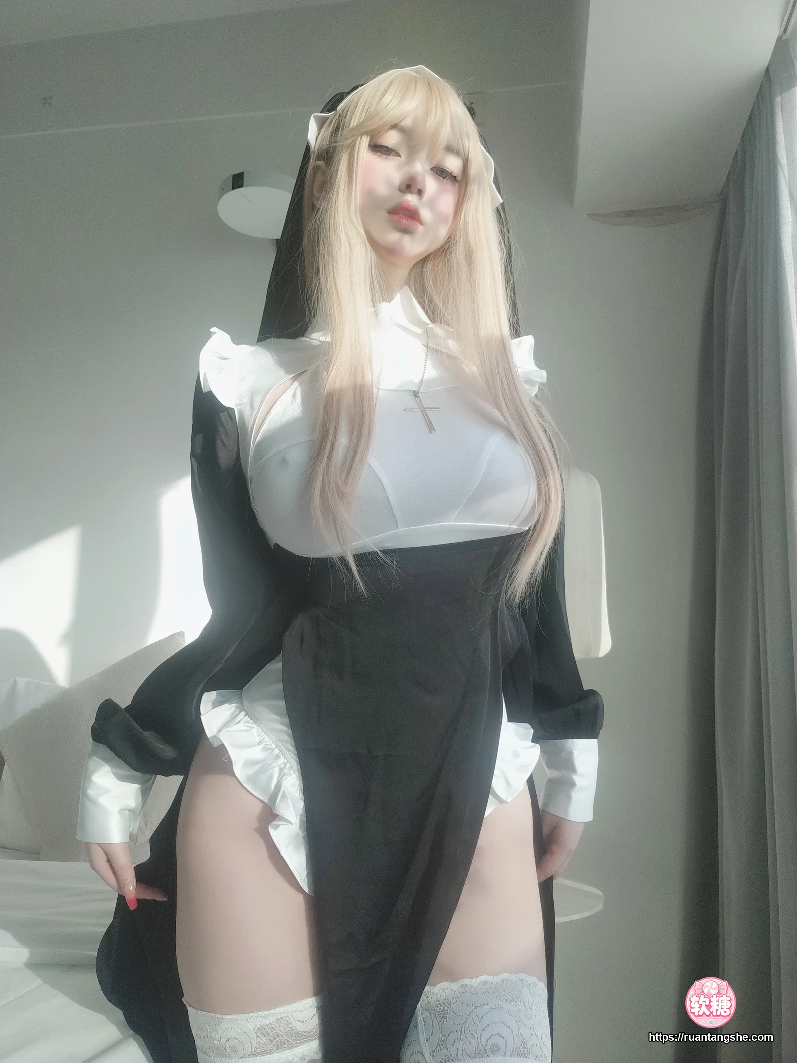 女主K 女主K NO.018 - 修女