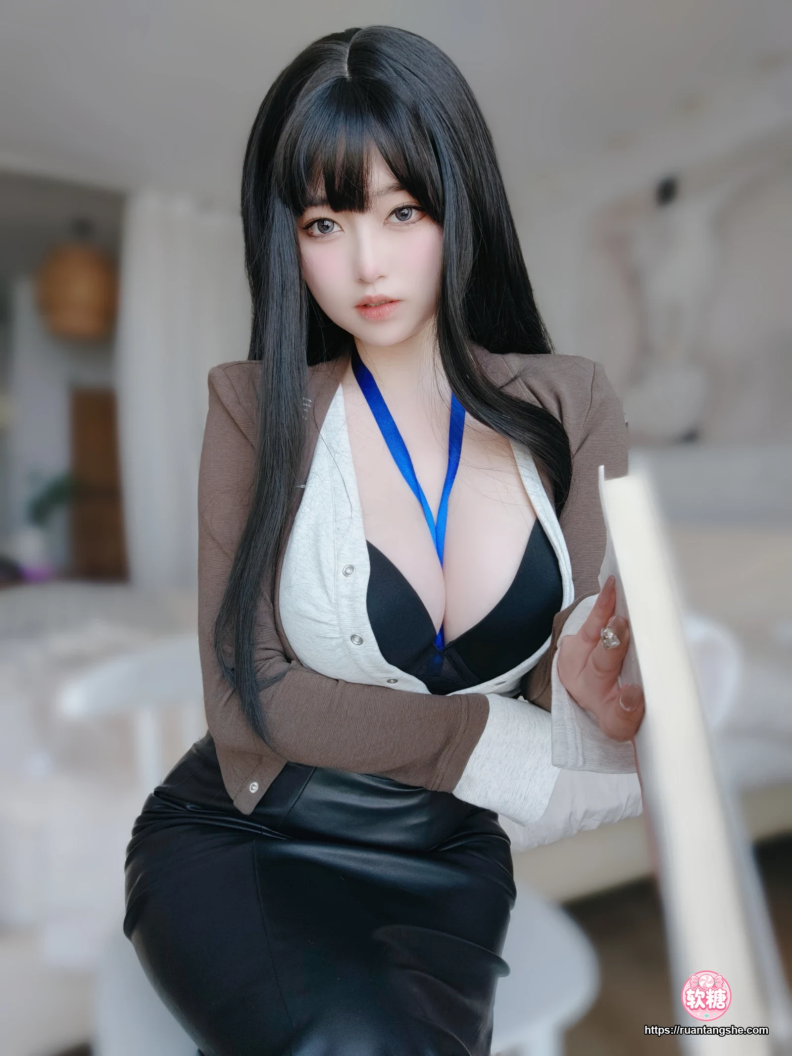 女主K 女主K NO.023 - 上司的秘密