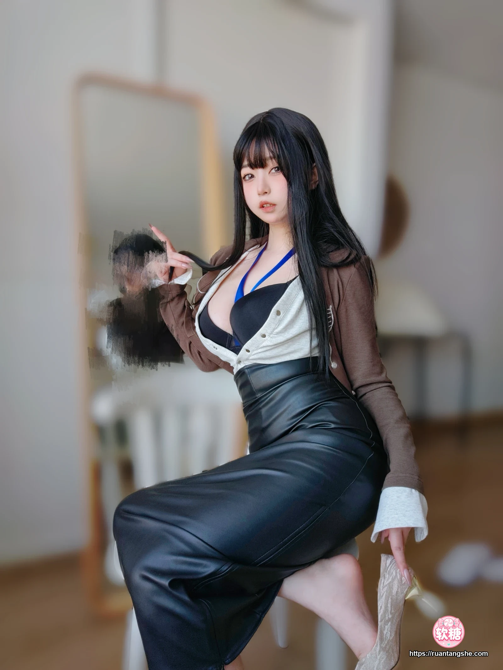 女主K 女主K NO.023 - 上司的秘密