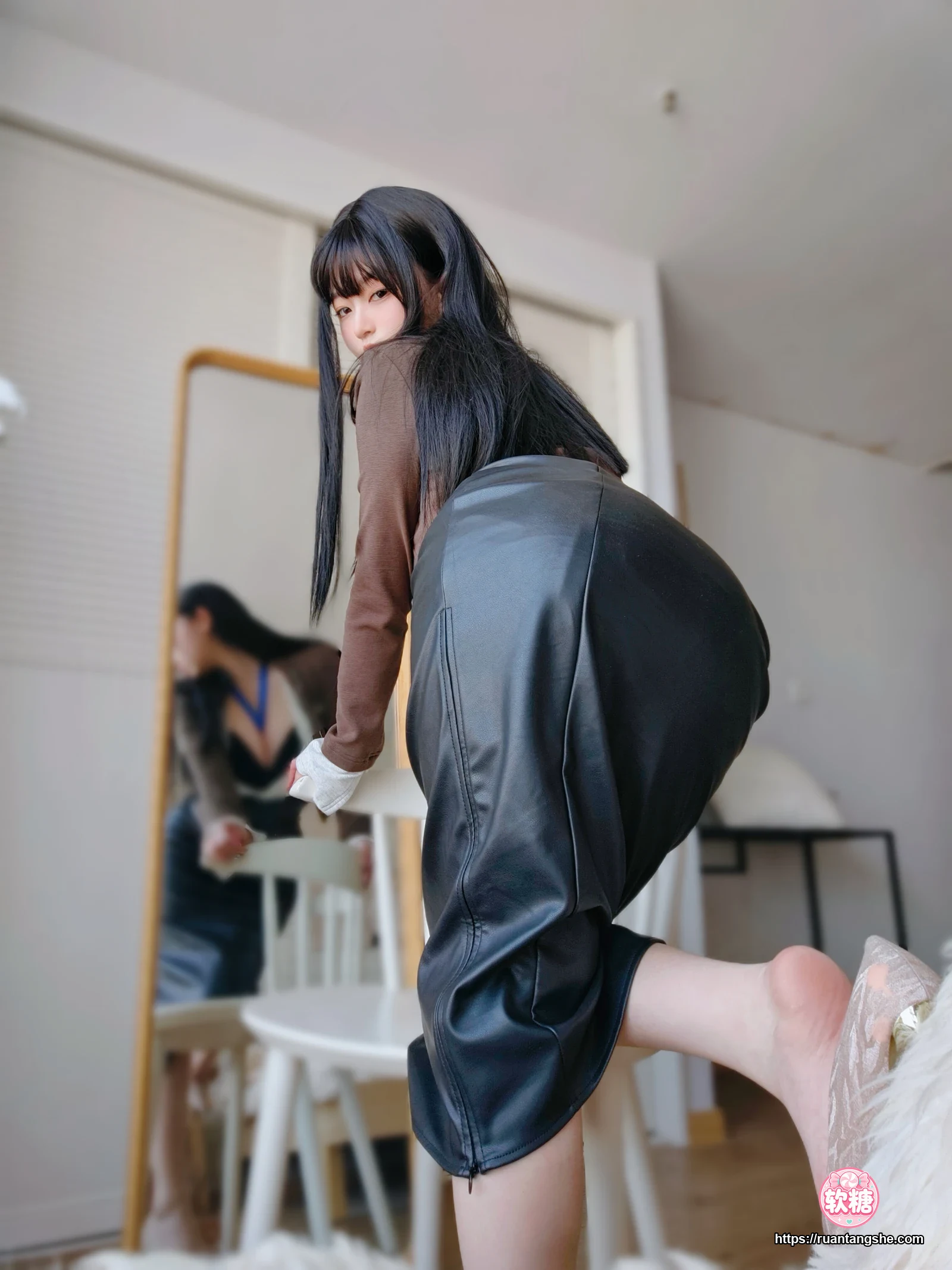 女主K 女主K NO.023 - 上司的秘密