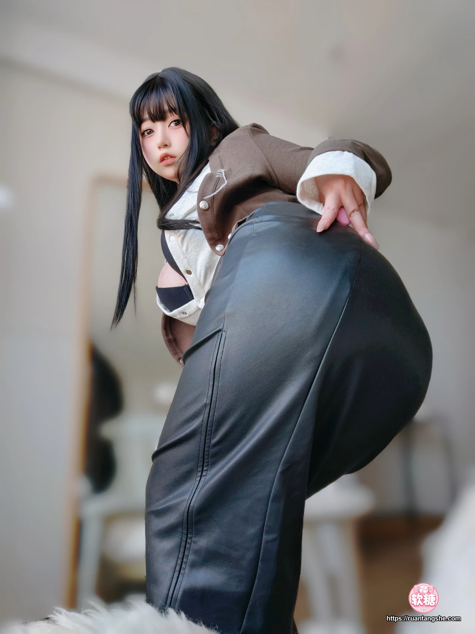 女主K 女主K NO.023 - 上司的秘密