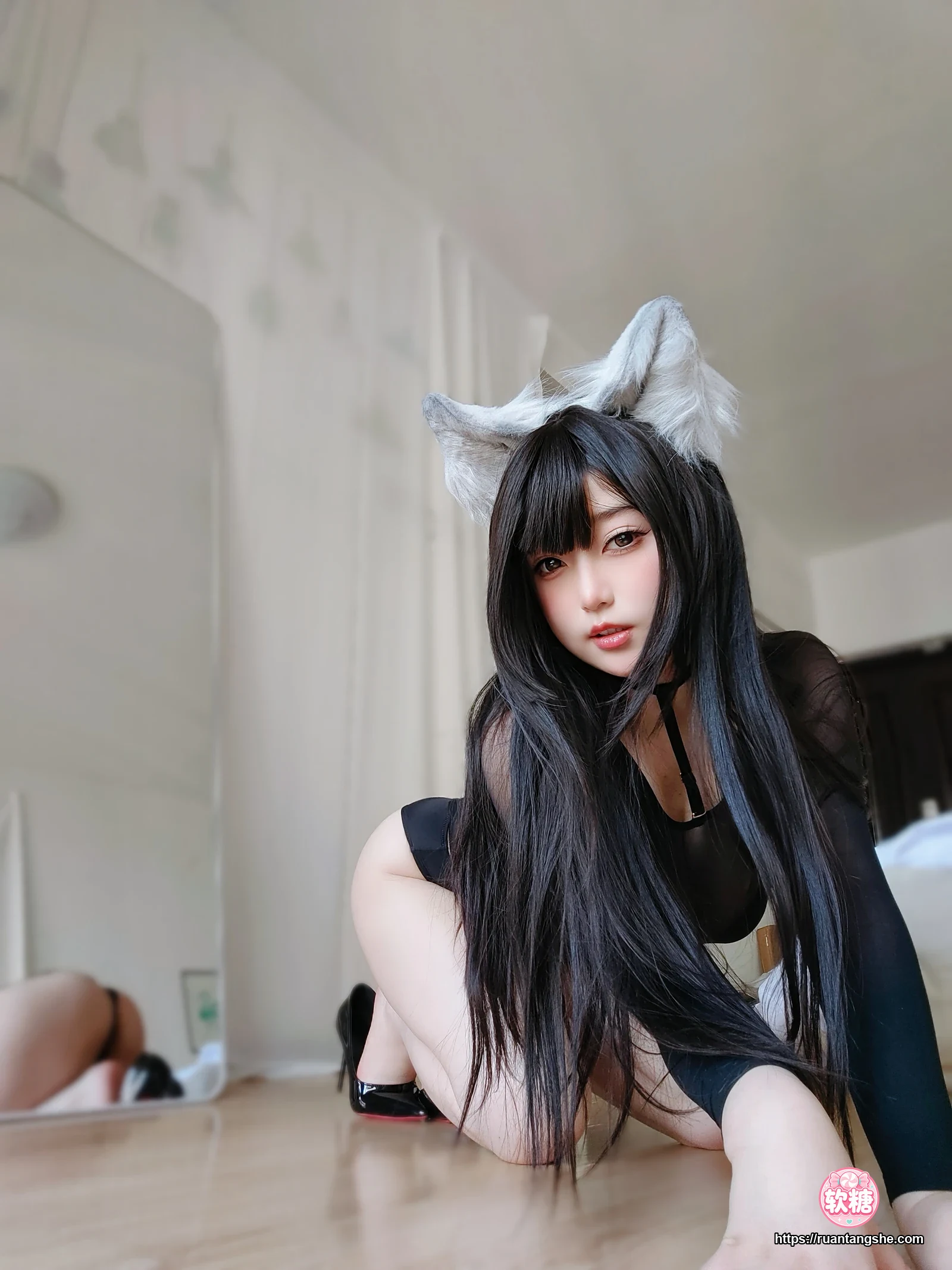 女主K 女主K NO.028 - 性感的黑猫