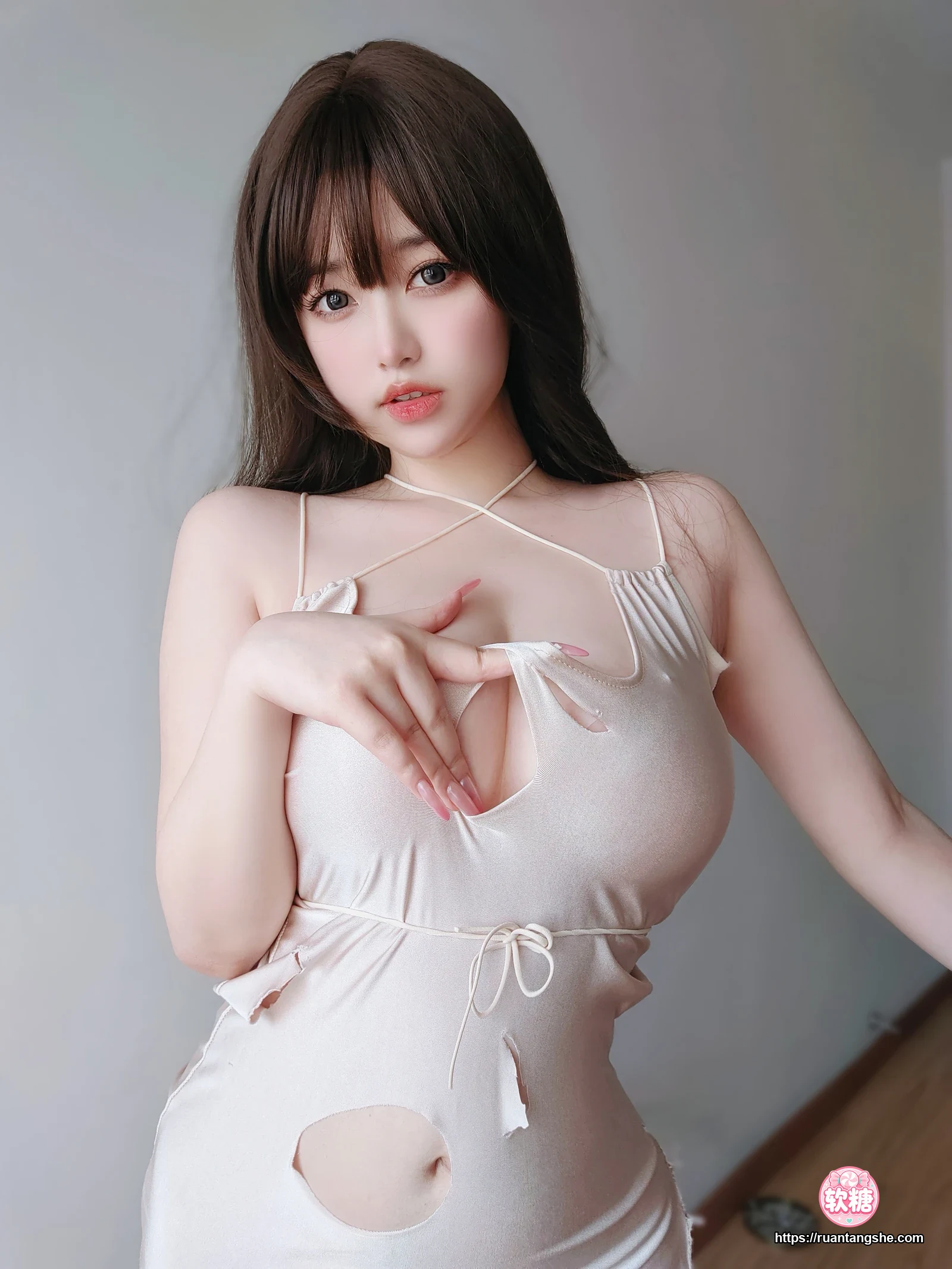 女主K 女主K NO.032 - 人妻的秘密