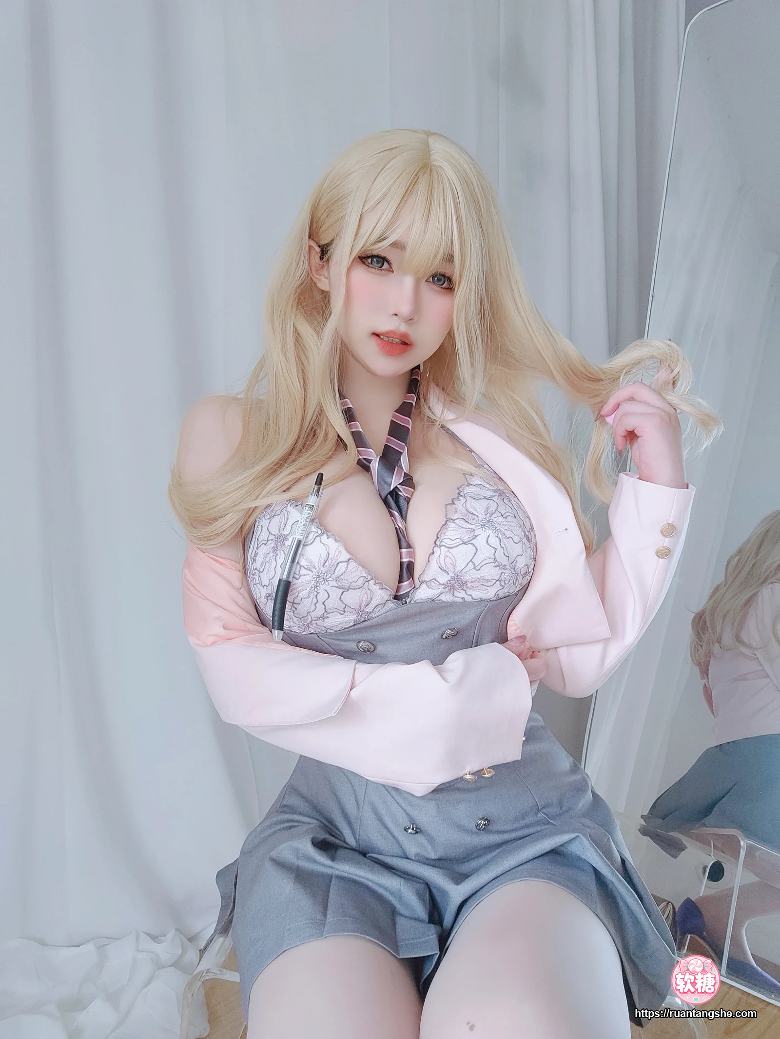 女主K 女主K NO.042 - 催眠傲娇的前辈